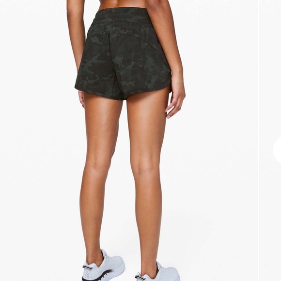 Lululemon camo tracker shorts - Picture 2 of 8